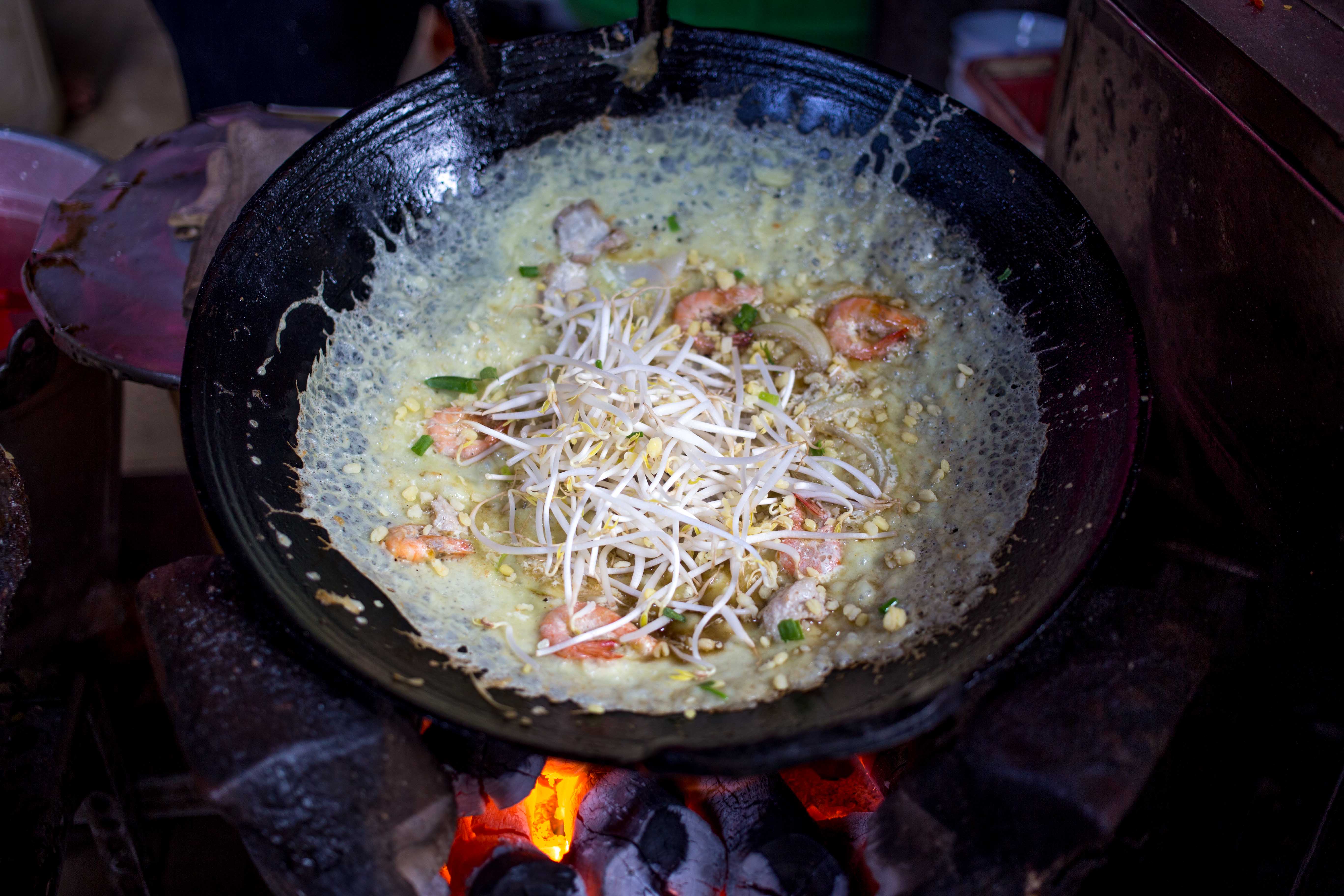 Where to Find the Best Vietnamese Pancake (Banh Xeo) in Saigon