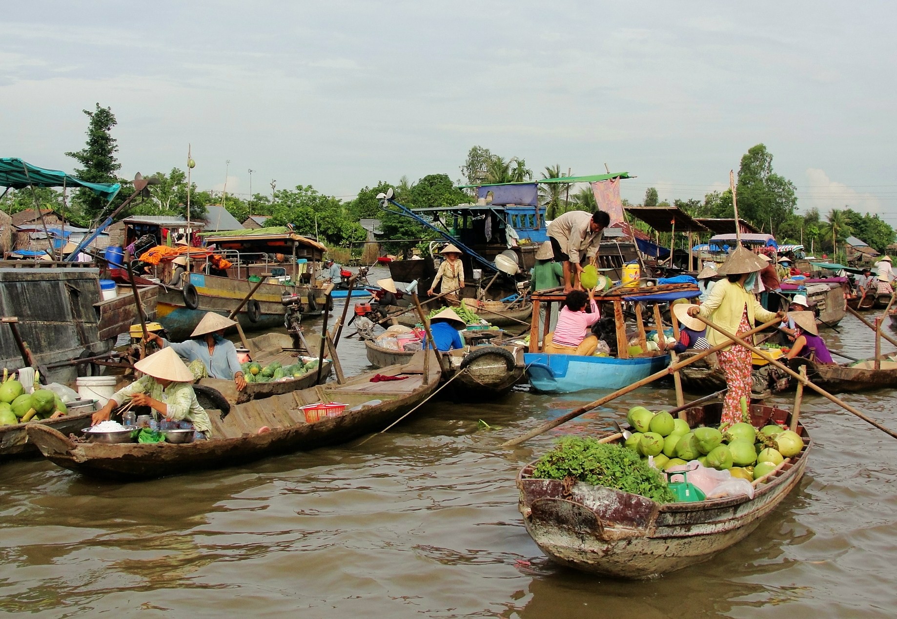 Guide to Visiting Cai Rang Floating Market in the Mekong Delta | The ...