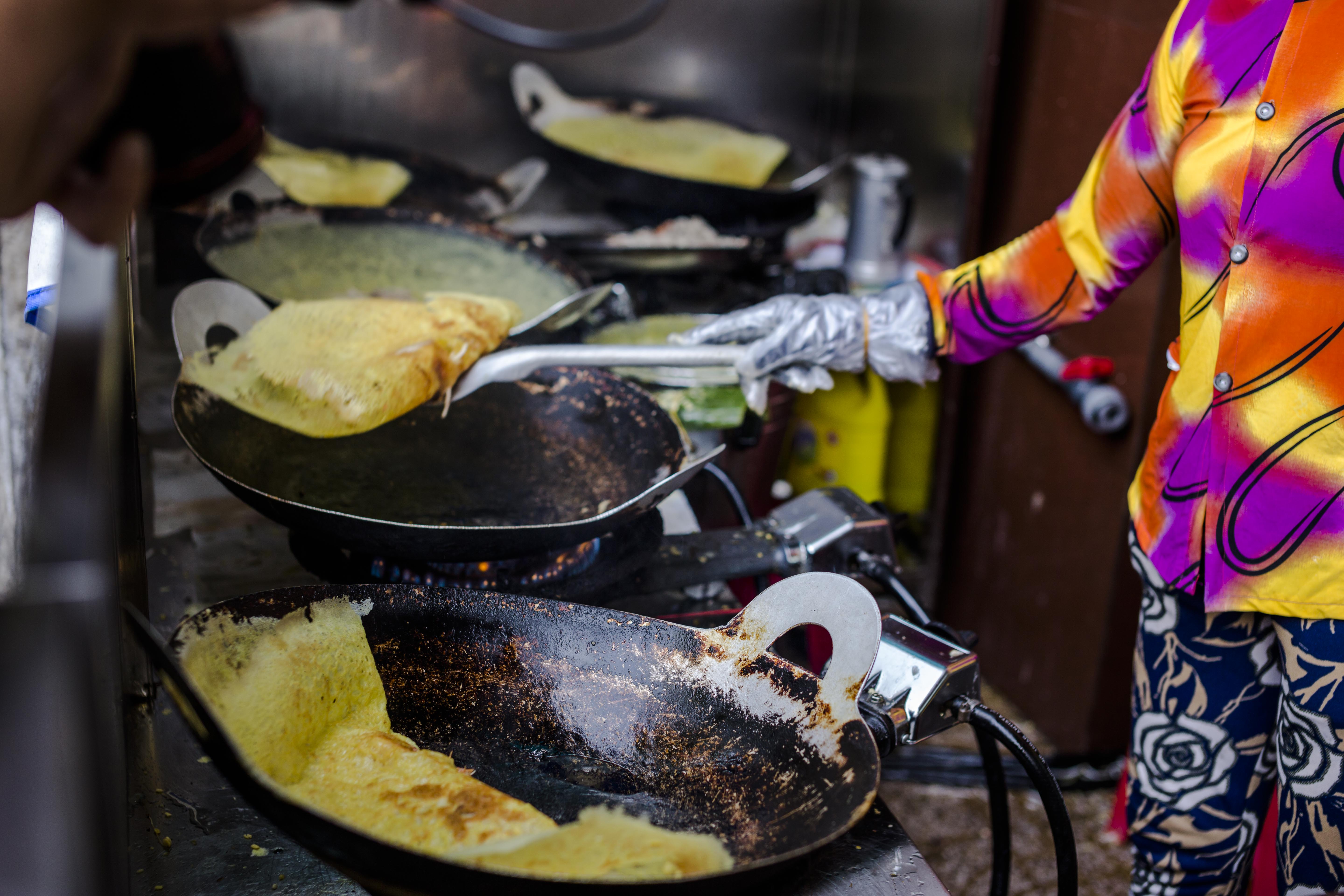 onetrip saigon food tour
