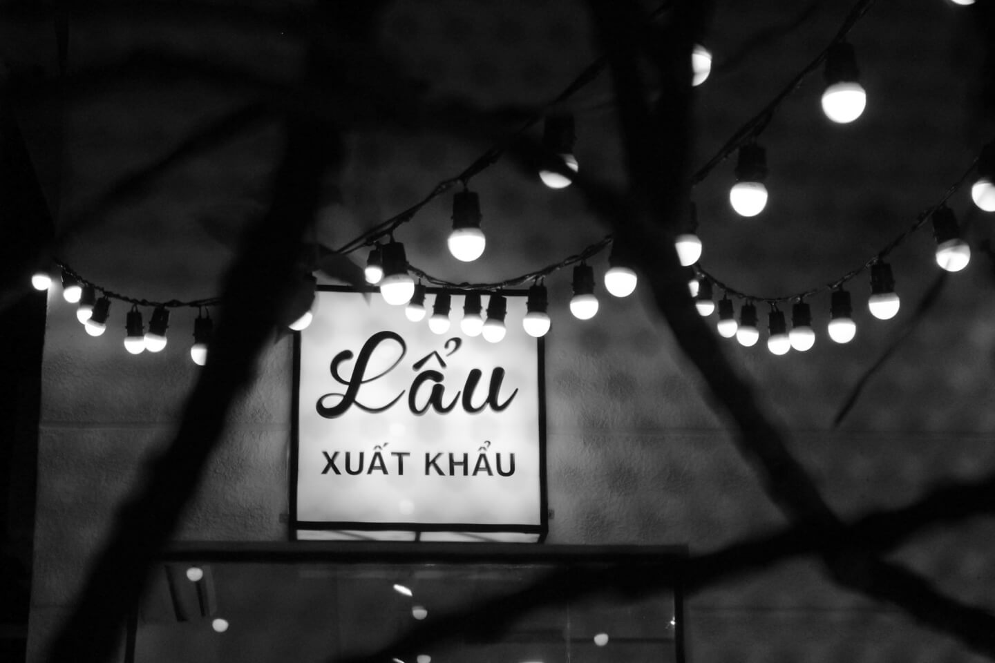 Lau Xuat Khau