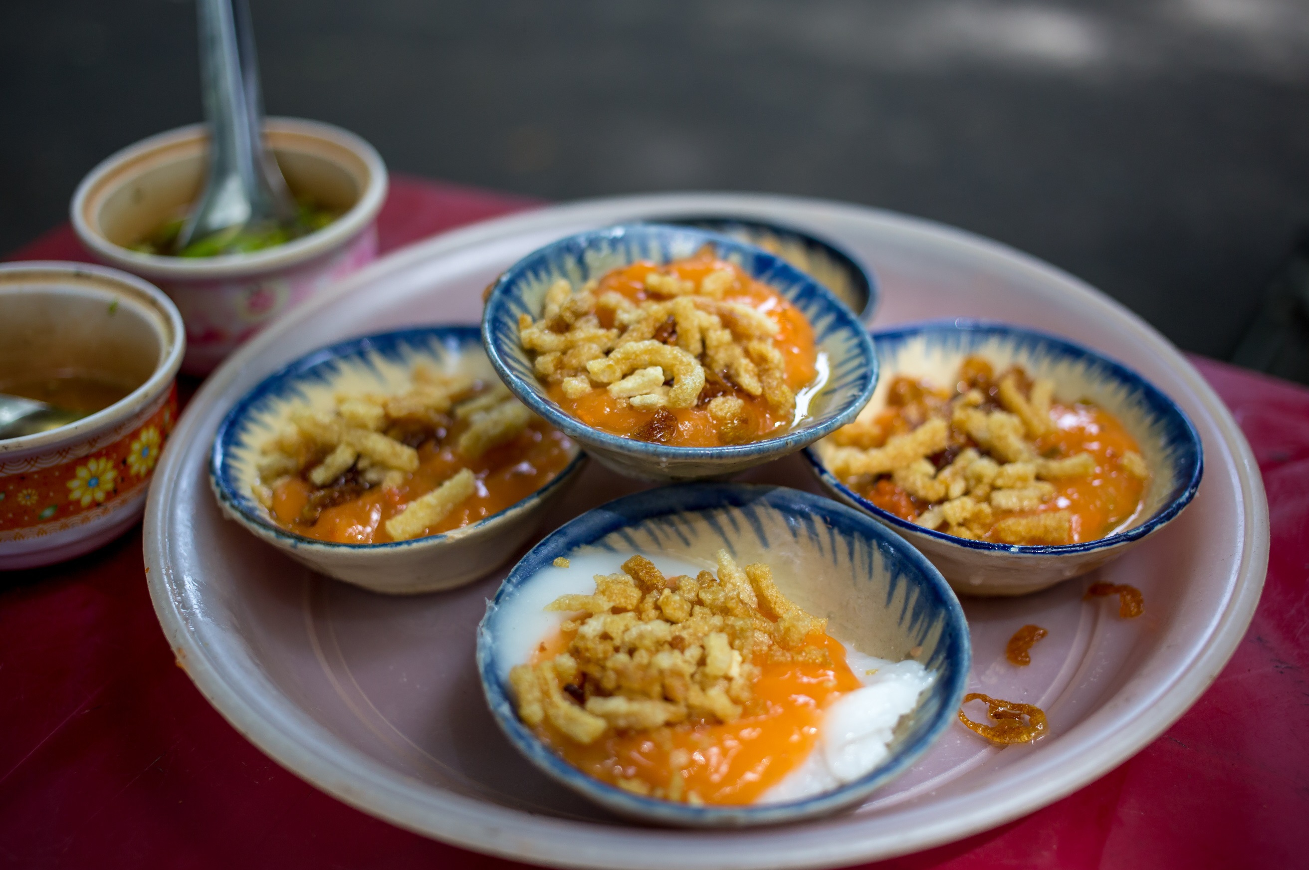 Food guide hue, vietnam what to eat in hue vietnam
