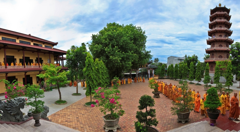 Tu-dam-pagoda-hue