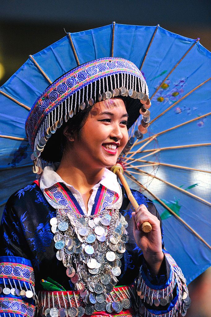black hmong dress