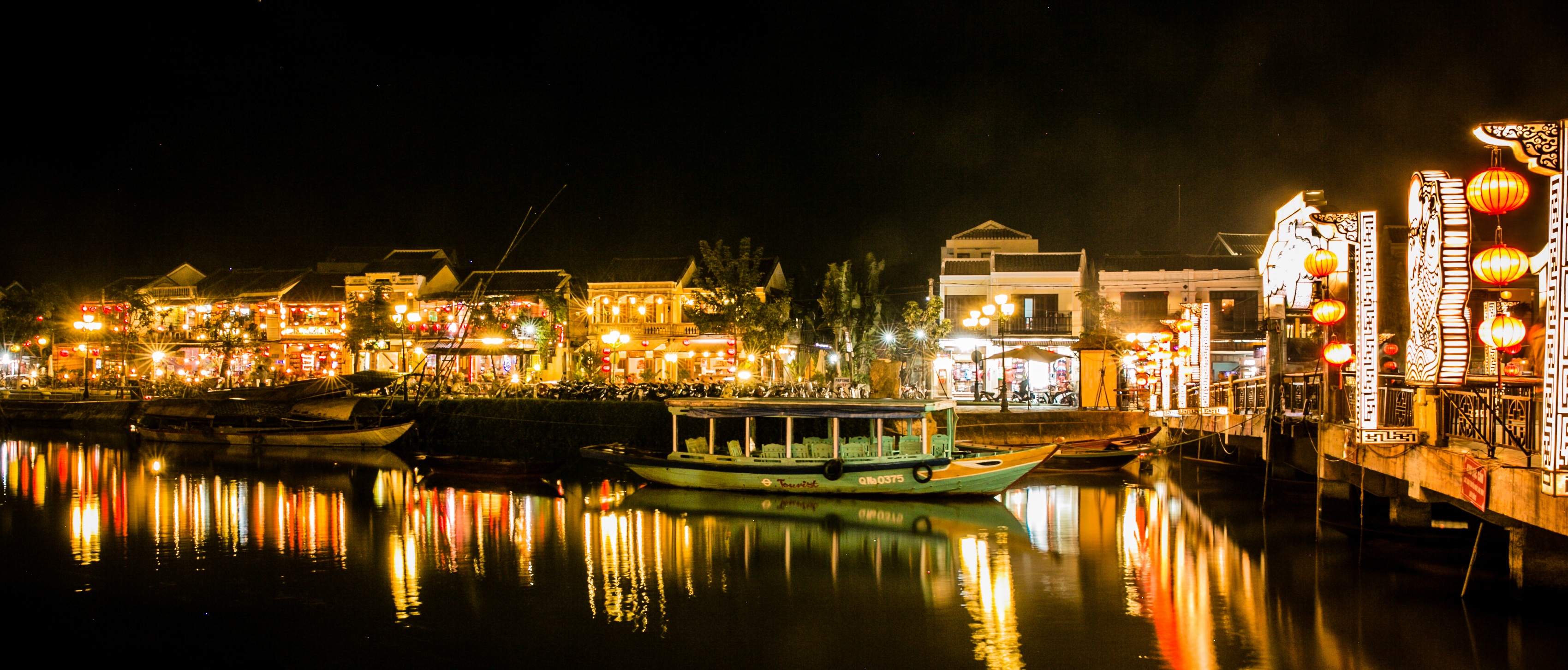 hoi-an-by-night