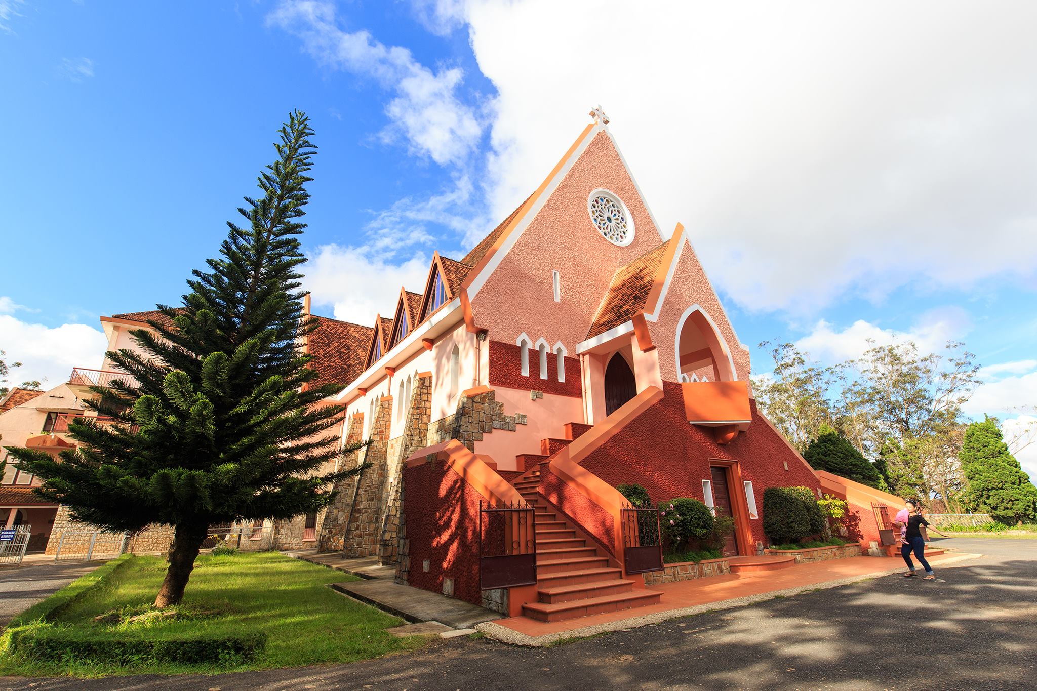 domain-church-dalat