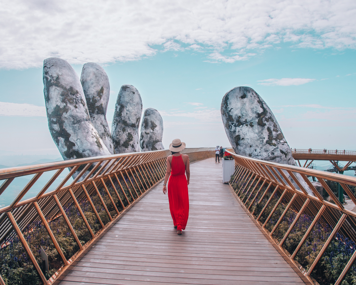 Golden bridge vietnam