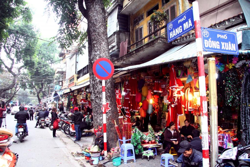 hang ma street hanoi